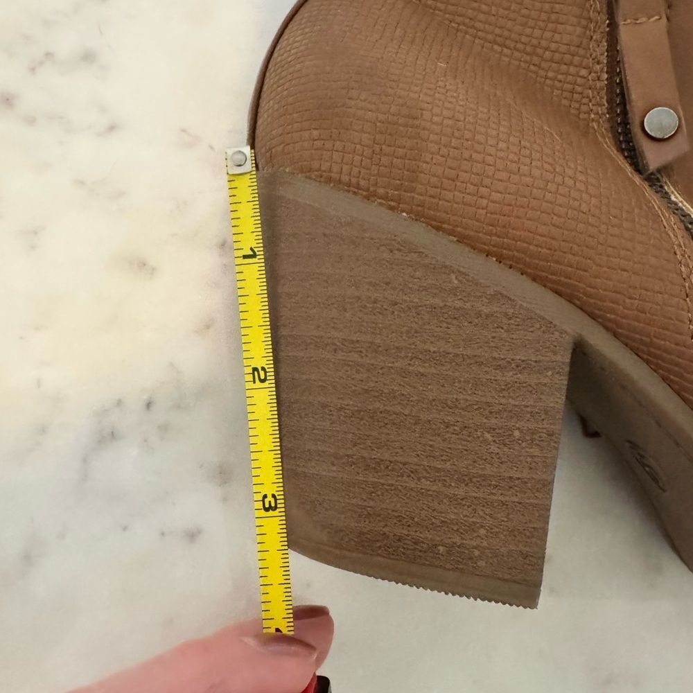 Universal Thread Tan Ankle Booties with Zipper - Picture 7 of 7
